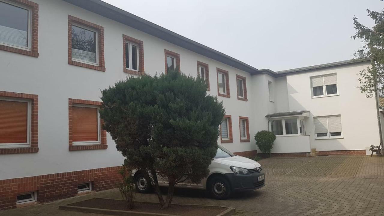 Abc-Monteurzimmer Magdeburgo Esterno foto